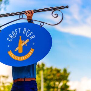 Reverse Scroll Bracket